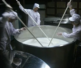華やかでフルーティーな香りを生む酒造り