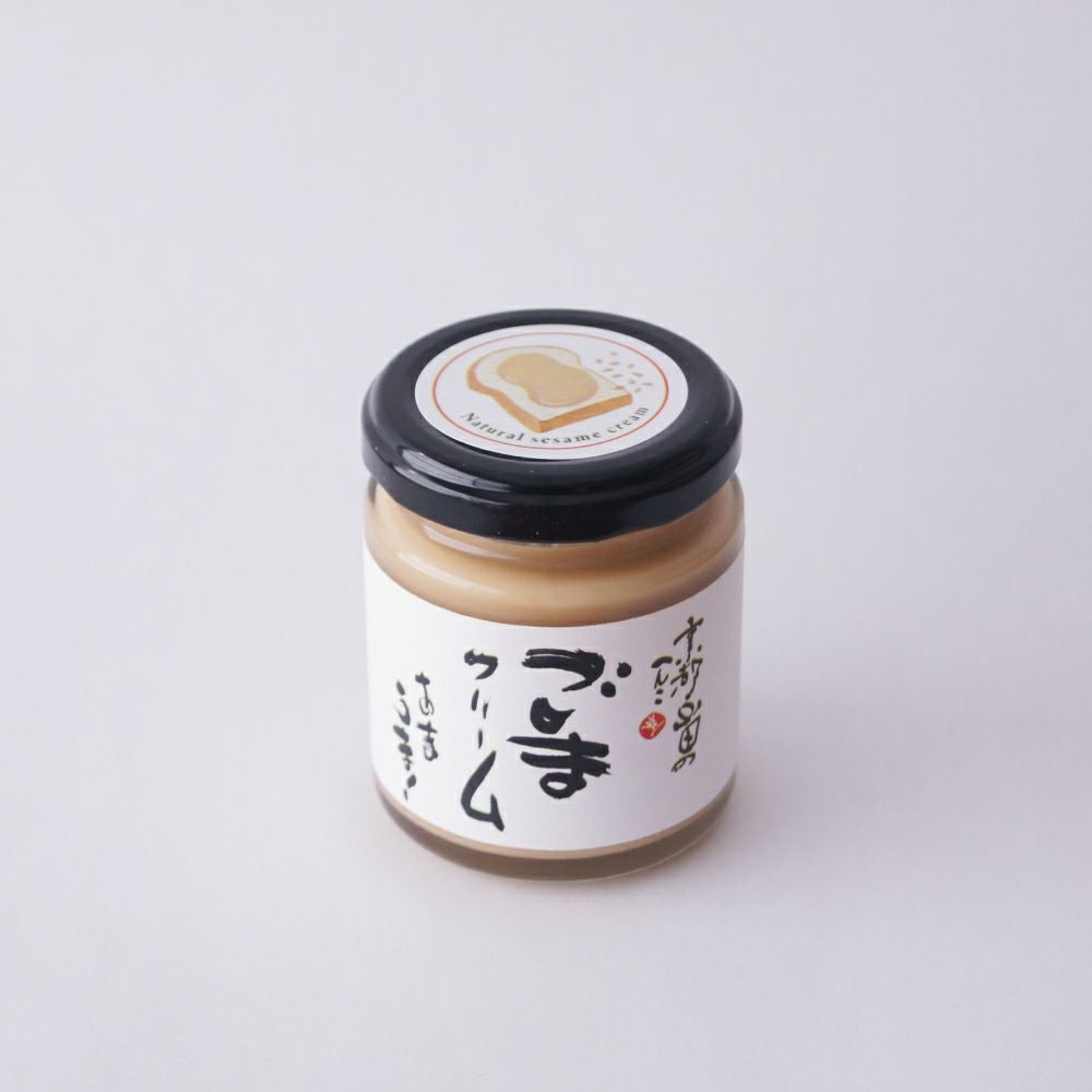 山田製油の新商品「ごまクリーム」。甘さ控えめでパンや和え物に使える万能スプレッド