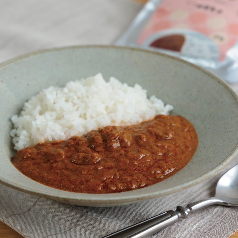 ごまカレー食卓イメージ
